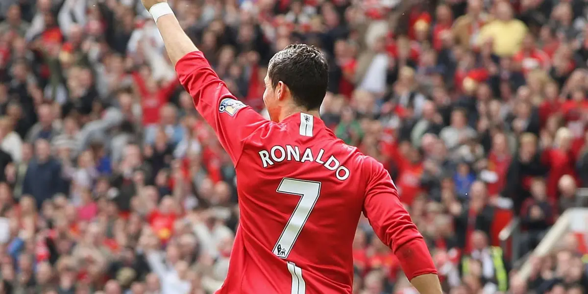 Cristiano Ronaldo excites everyone in his new stage at Manchester United. In fact, it is estimated that he could even become the top scorer in the club's history.