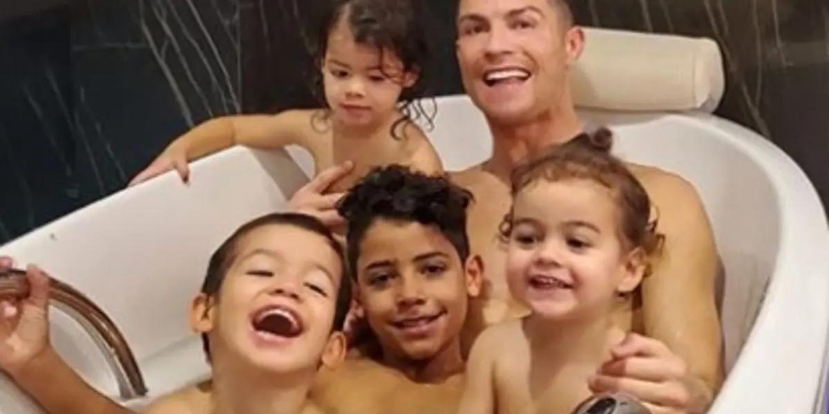Cristiano Ronaldo has four children, he lives with all of them and his girlfriend, she gave birth to Ronaldo's last child.