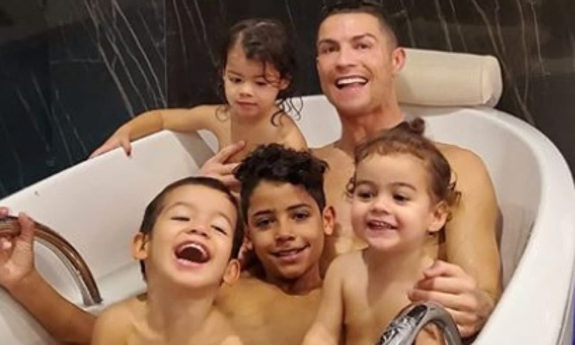 Cristiano Ronaldo has four children, he lives with all of them and his girlfriend, she gave birth to Ronaldo's last child.