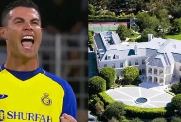 Cristiano Ronaldo is trying to sell his beautiful mansion in England…