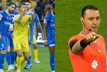 Cristiano Ronaldo made gestures to Wilmar Roldán, referee of Al-Hilal vs Al-Nassr