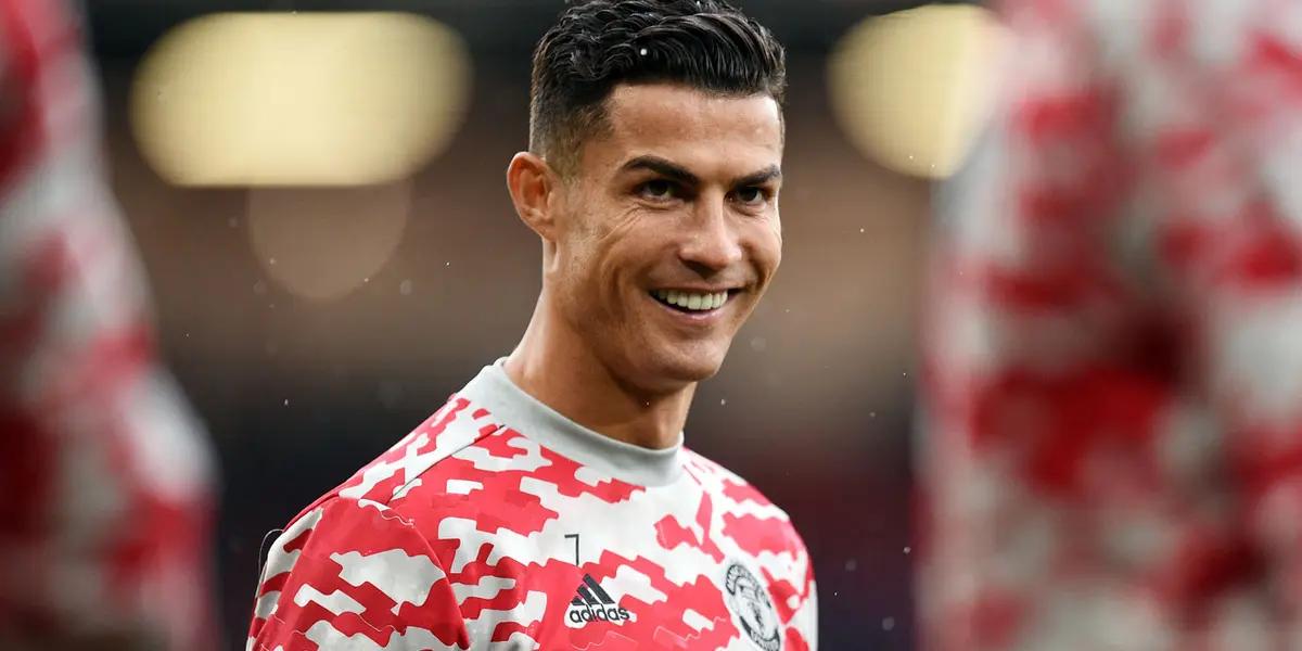 Cristiano Ronaldo won the Premier League golden boot in 2008 with 31 goals, a record then. See who has more between him and Mohamed Salah.