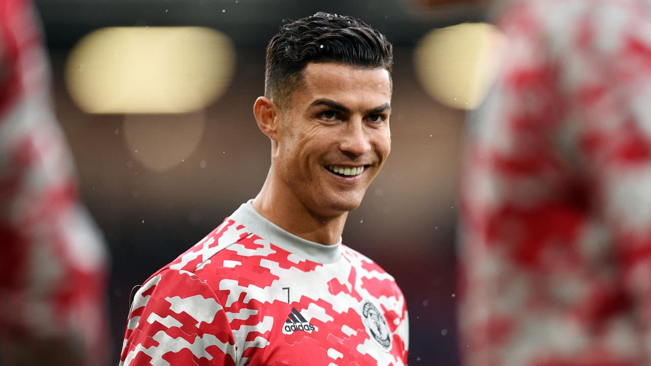 Cristiano Ronaldo won the Premier League golden boot in 2008 with 31 goals, a record then. See who has more between him and Mohamed Salah.