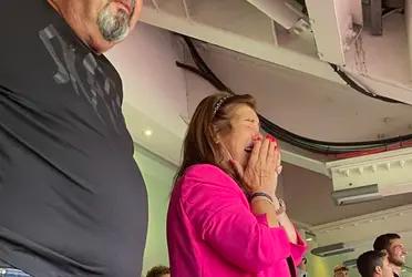 Cristiano Ronaldo's first match at Manchester United, which included his goals, not only provoked the excitement of the fans, but also a moving scene from Dolores Aveiro, his mother.