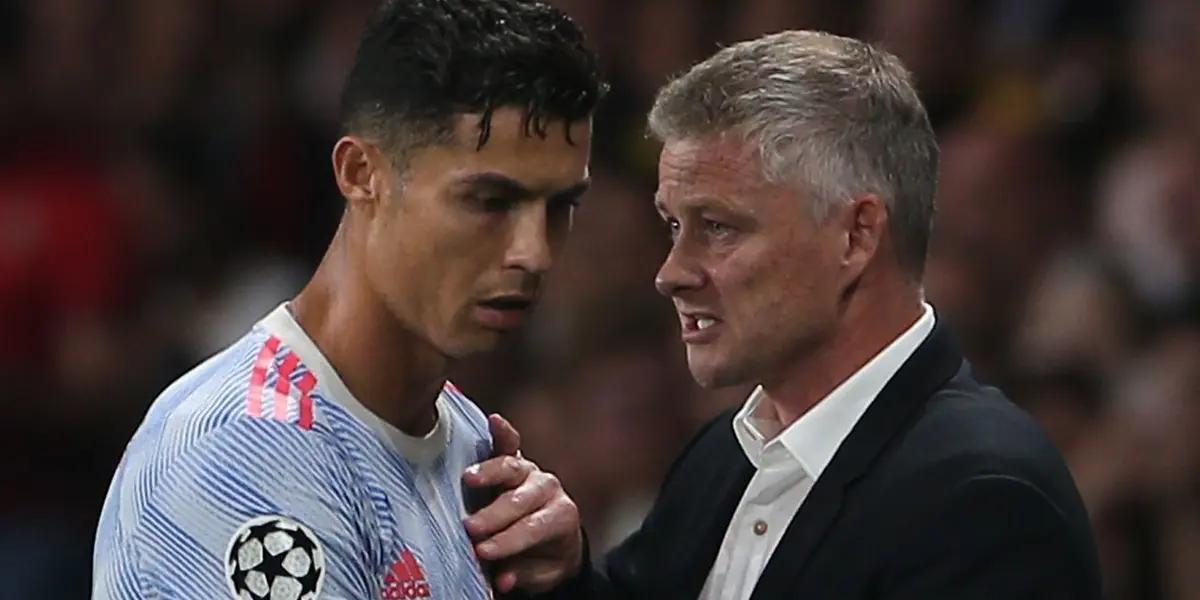Cristiano Ronaldo's first upset at Manchester United. The Sun newspaper reveals a recrimination he made to his coach Ole Gunnar Solskjaer.