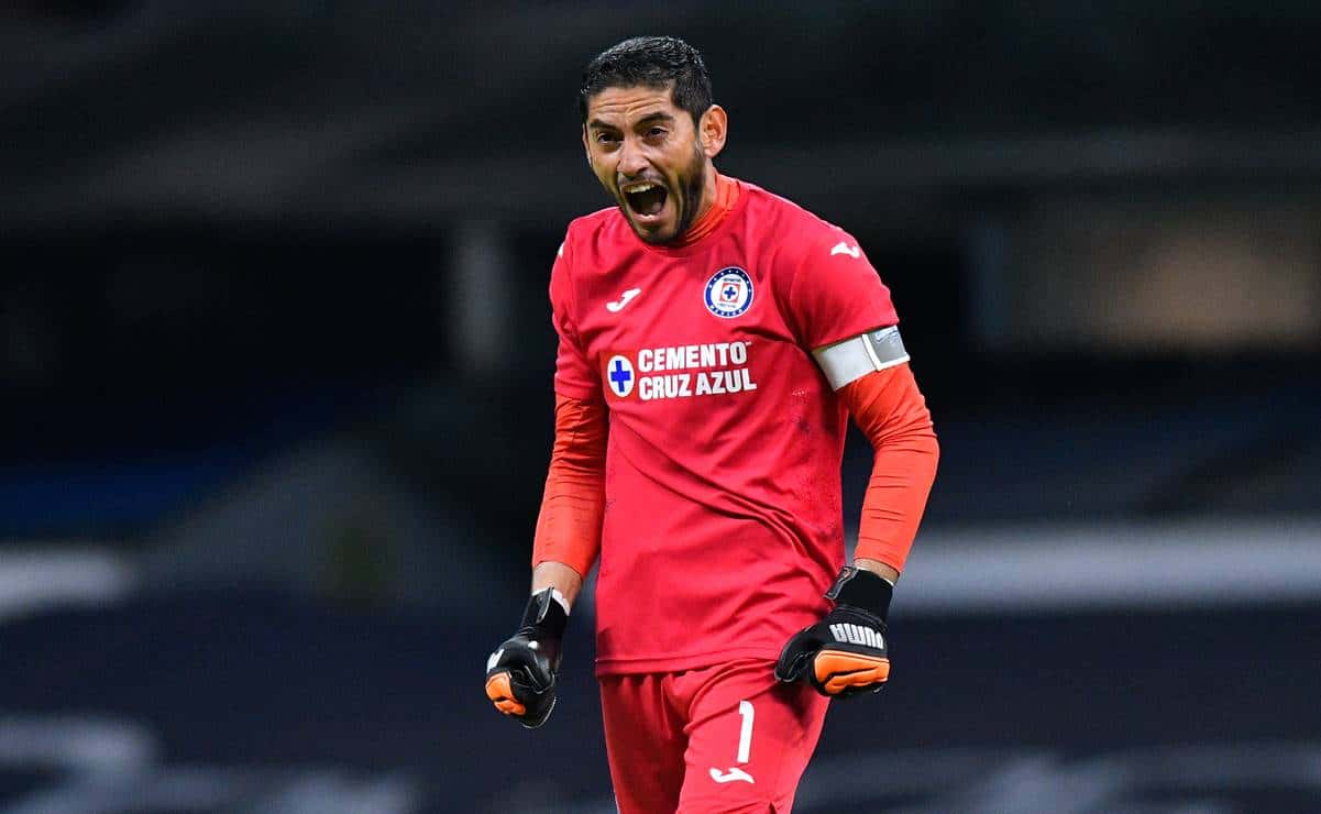 Cruz Azul is looking for a new goalkeeper for the team because Jesús Corona is close to ending his career as a soccer player.