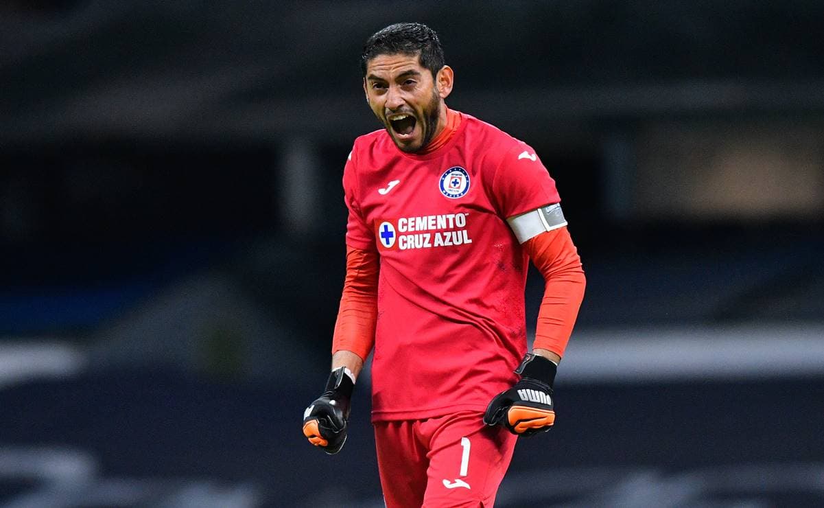 Cruz Azul is looking for a new goalkeeper for the team because Jesús Corona is close to ending his career as a soccer player.