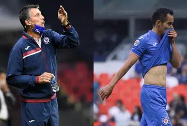 Cruz Azul lost to Rayados de Monterrey and the team needed a midfielder like Rafael Baca but Robert Siboldi didn't used him.