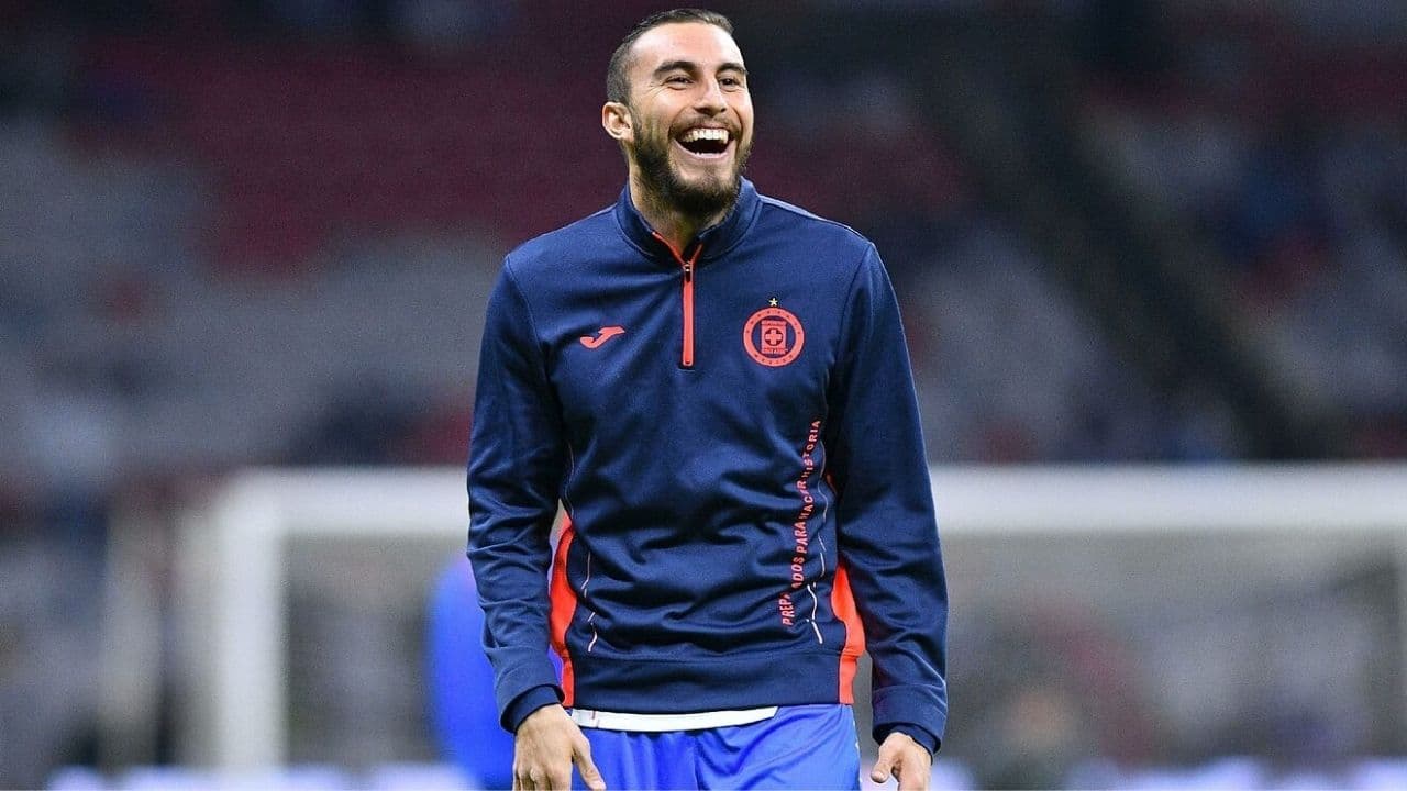Cruz Azul players began their vacations this week and immediately took the opportunity to rest, travel, and even get married.