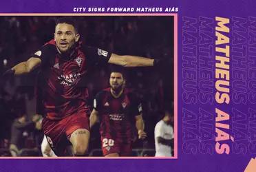 Despite being made official as a new player for the Florida state club, he has not yet been able to make his debut.