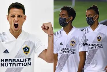 Despite being widely criticized for his poor performance, Javier Hernandez was awarded by MLS and made his LA Galaxy teammates envy.