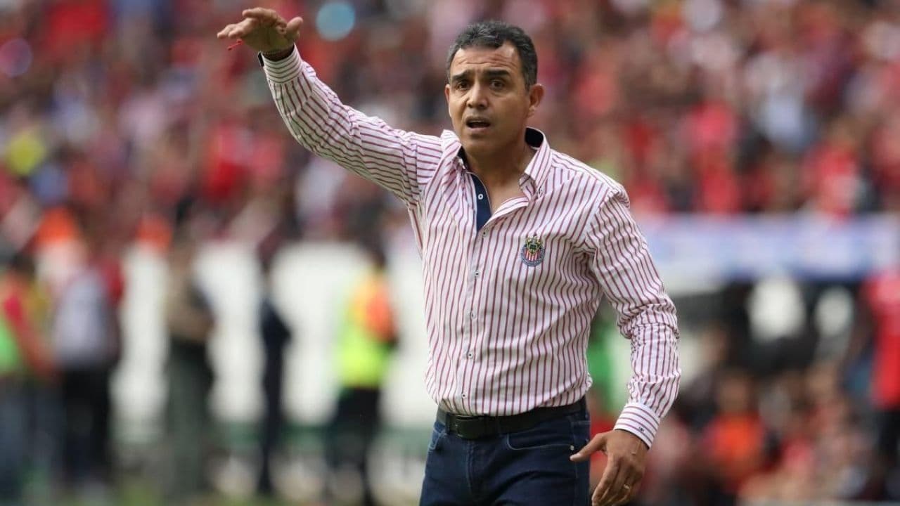 Despite six games without a win and four without scoring at home, Guadalajara's coach is still hoping to improve the Rebaño's performance.