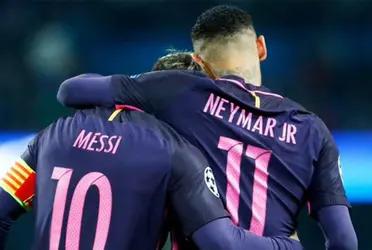 Despite the fact that Neymar offered him the '10', the Argentine initially refused to use that number. Now, it is said that PSG would have offered him the '30', which he used on his debut at the Camp Nou.