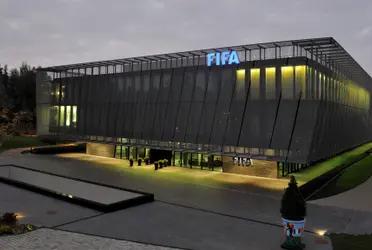 Despite the provisions of the Premier League authorities, the players have agreed to travel, assuming possible sanctions and mandatory quarantine.