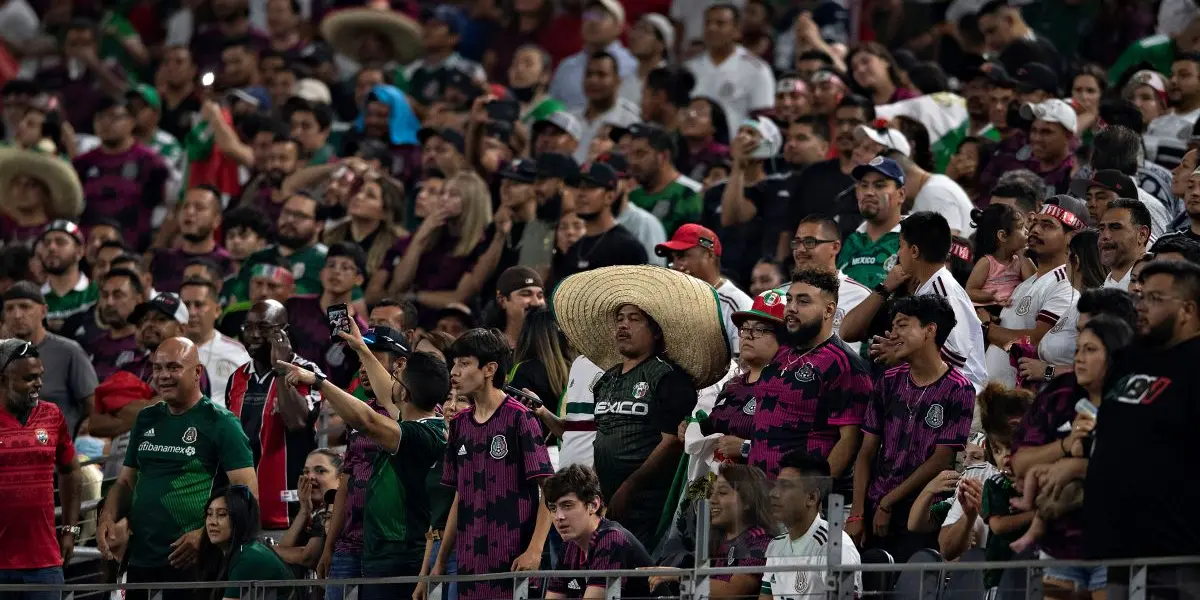 Despite the warnings and requests that the public present in the stadium avoid discriminatory shouts, history repeated itself and Mexico could have problems