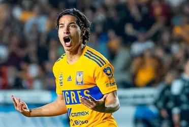 Diego Lainez has been heavily criticized by fans and journalists for his poor performance