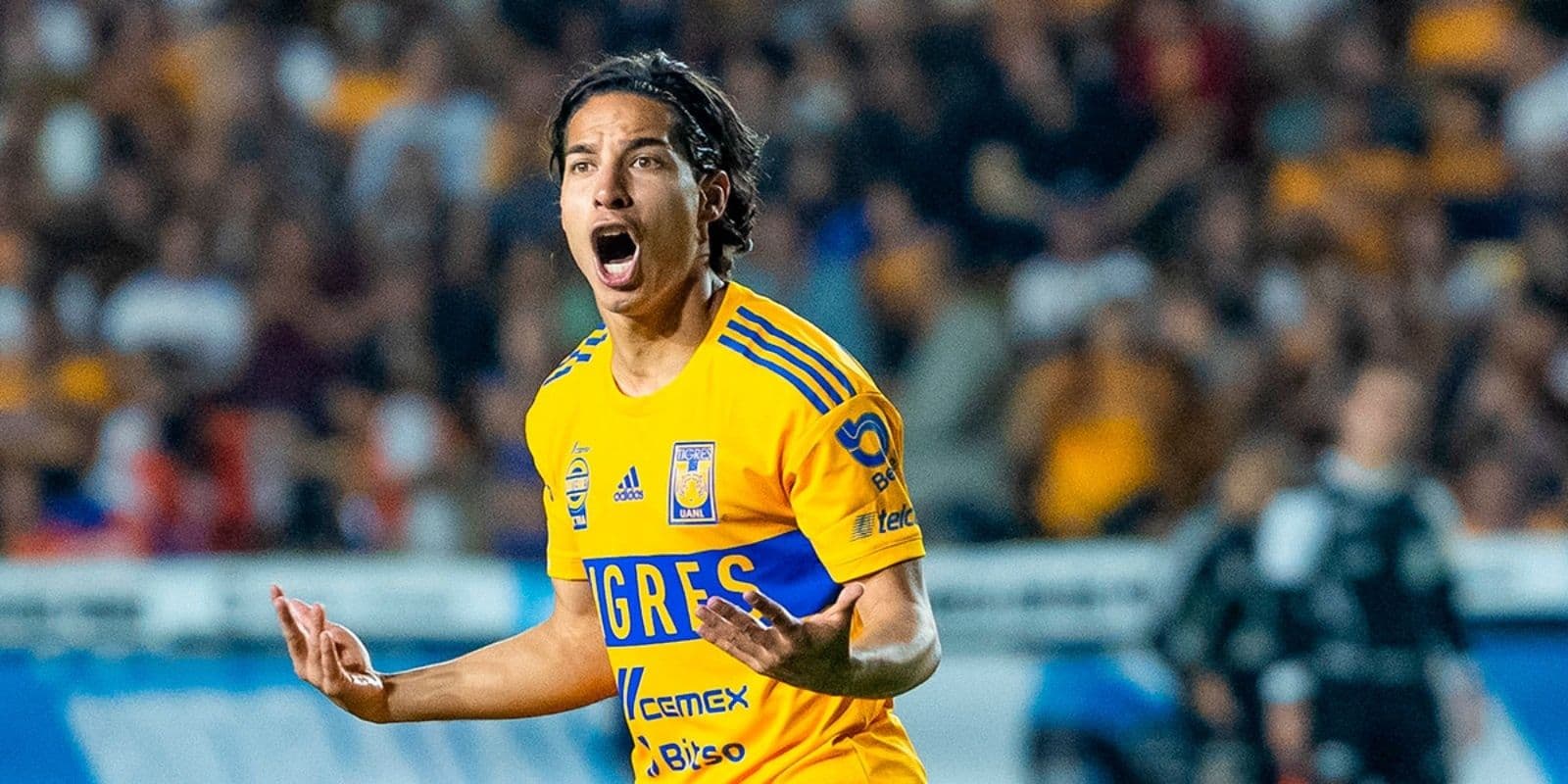 Diego Lainez has been heavily criticized by fans and journalists for his poor performance