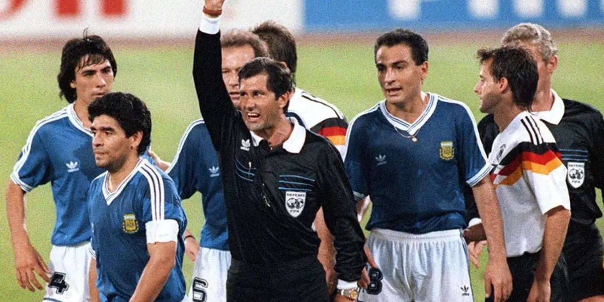 Diego Maradona changed his life and after his death this incredible player paid tribute to him in the best way