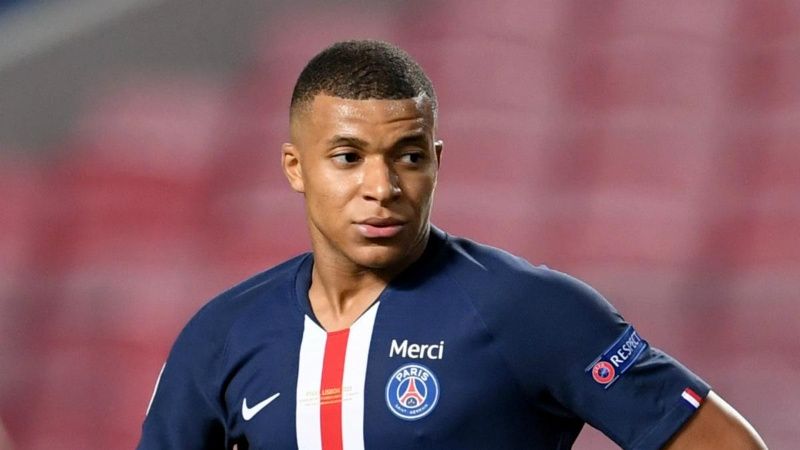 
   Real Madrid bid €220m for Kylian Mbappe during the summer 
 