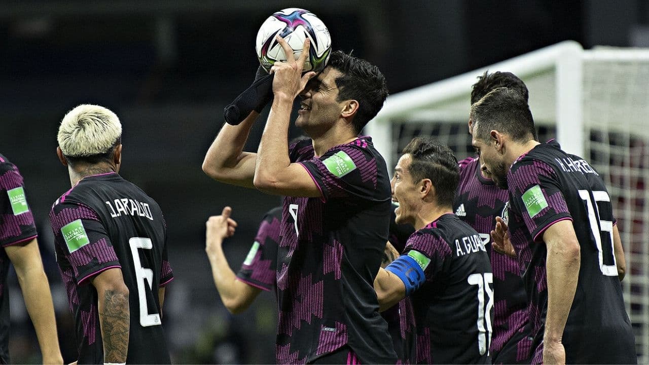 El Tri appeared in 12th place in the FIFA Ranking, surpassing the United States, which appeared in 13th place in a ranking led by Belgium.
