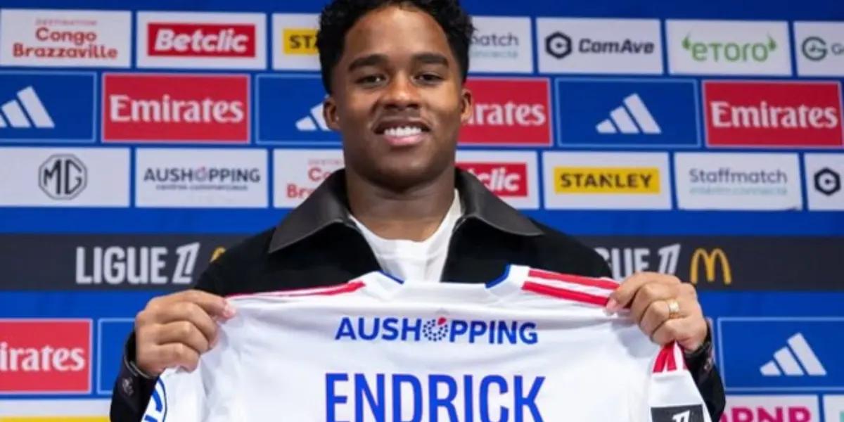 Endrick was presented as Lyon's new player - Instagram @OL
