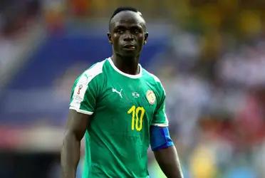 Every time Sadio Mané returns to Senegal to play for the national team, the forward performs actions that go far beyond what he does on the field of play.