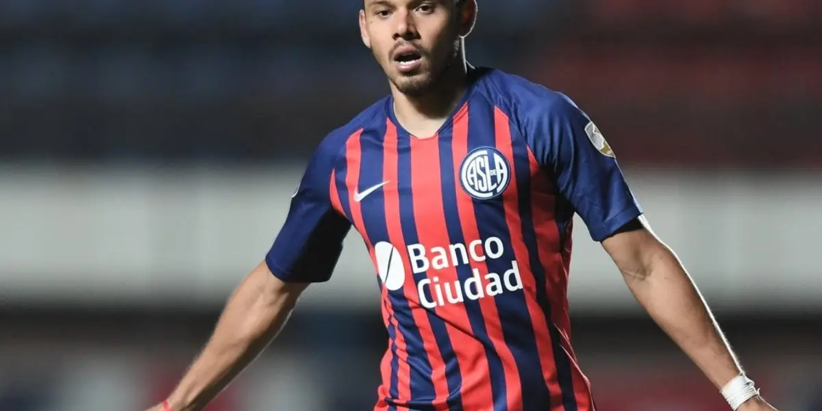 Everything seems to indicate that La Máquina has "stolen" the 29-year-old Paraguayan striker from Boca Juniors.