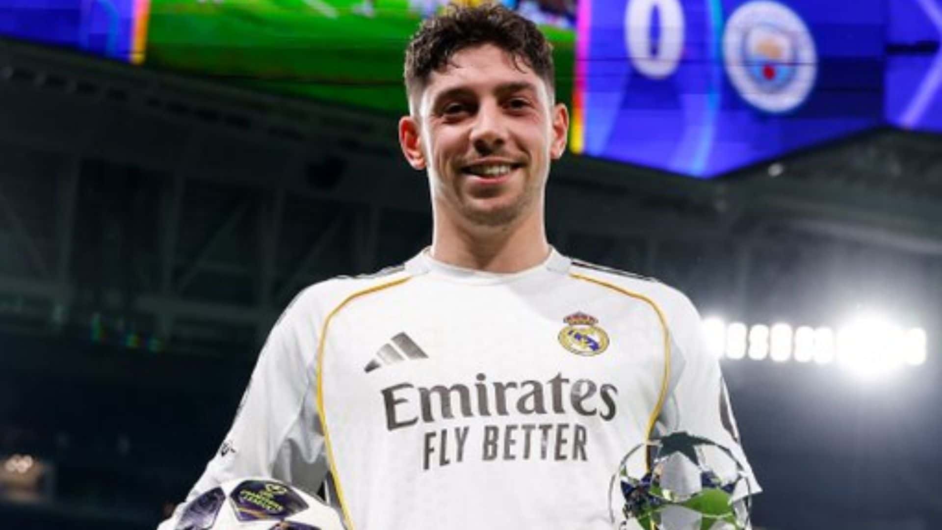 Federico Valverde received a red card in the Madrid's derbi