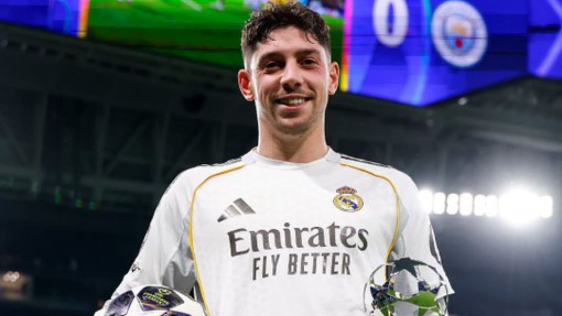 Federico Valverde received a red card in the Madrid's derbi