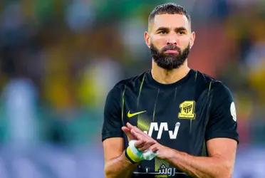 Ferdinand claims that United should bring in the French striker if he had the opportunity.