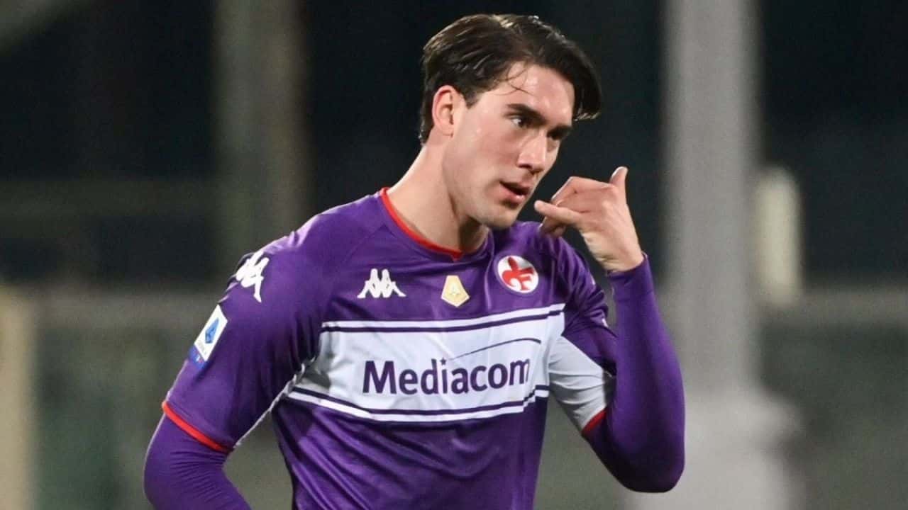 Fiorentina striker, Dusan Vlahovic, is set for a shock move to Arsenal as according to reports.
