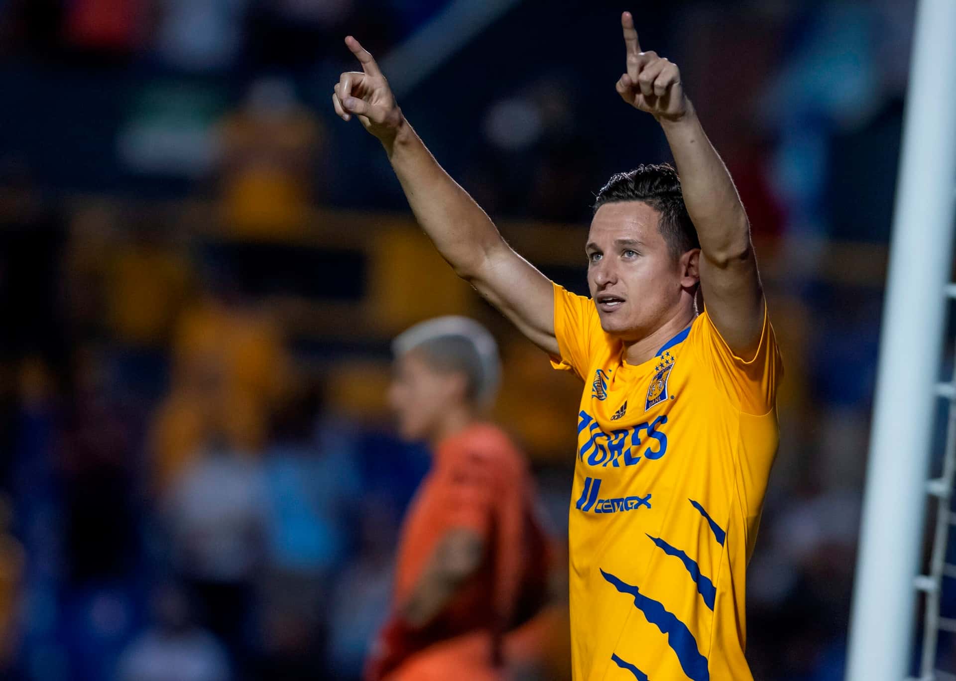 Florian Thauvin is already in Mexican soccer, and debuted with the Tigres jersey. Not only will the Frenchman be the most expensive in the league, he will be worth more than several full teams.