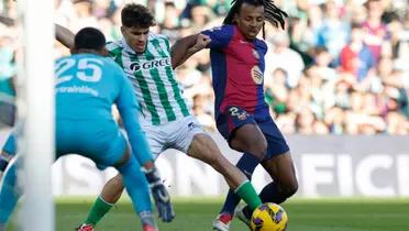 Follow with us minute by minute the match between Real Betis and Barcelona of the 16th round of La Liga in Spain.