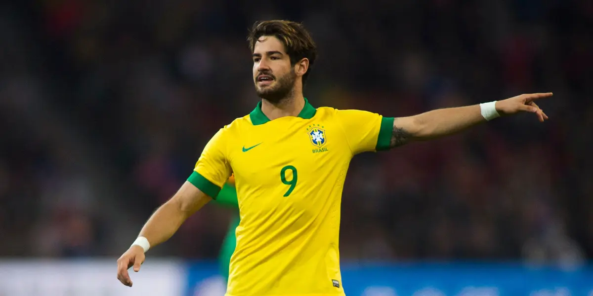 Football is so unpredictable that it is hard to tell where a youngster will reach in his career, such is the case of Alexandre Pato who faded due to injuries.
 