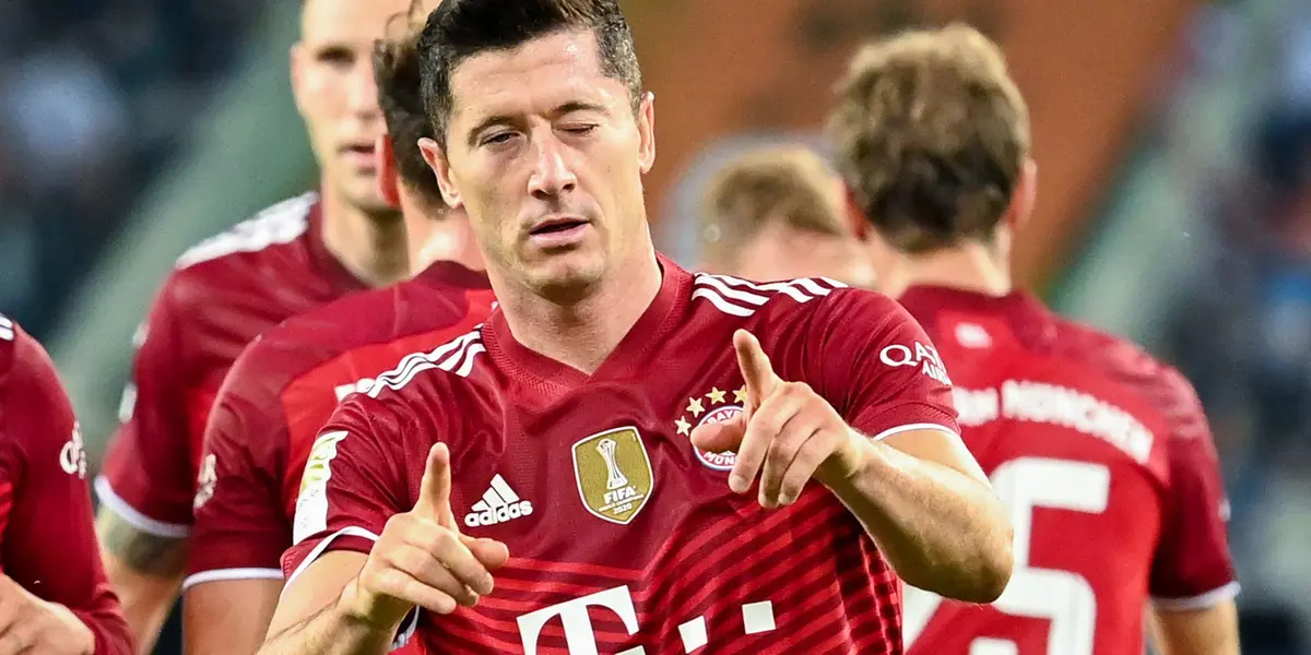 For the second time this year, the Polish striker asked the German club to leave this summer. "Lewa" wants a big last challenge in his career, although he will not declare himself in absentia.