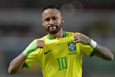 Forward and coach worked together at Santos and had problems at that time.