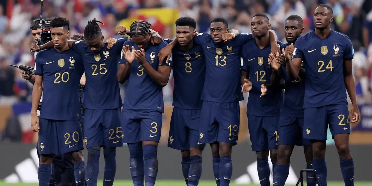 France is playing today in Parc des Principes Stadium, Paris.