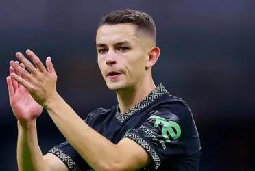 Gerardo Martino is also desperate because he knows that he does not have a mixed midfielder who has the level. Álvaro Fidalgo sounds like he could play for El Tri, but if he is called up, there is one who would leave for dignity.