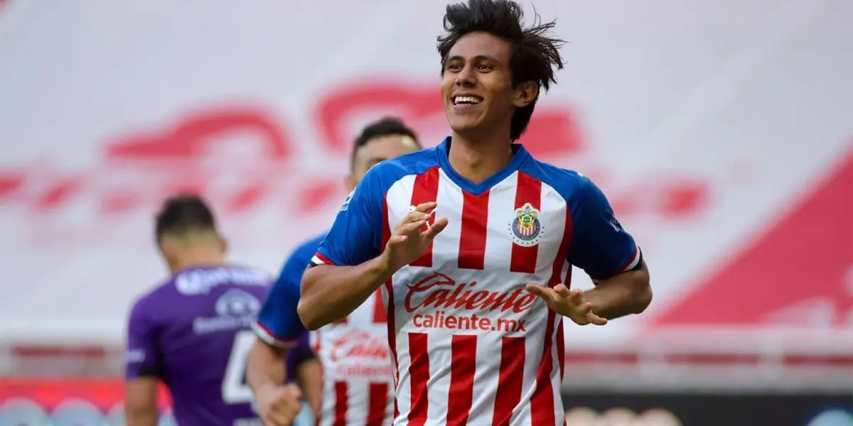 Guadalajara’s star wanted to go to Europe, but the team forced him to stay here.