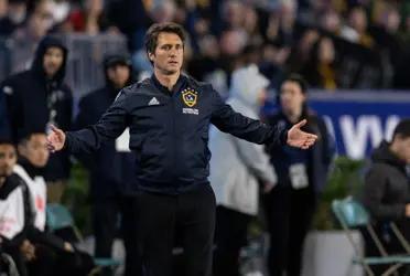 Guillermo Barros Schelotto is thinking of leaving the MLS to go to Brazil because of the difference in salary they offer him and the one he has in LA Galaxy.