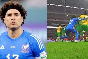 Guillermo Ochoa and what he exposed on social networks after he was booed at the Azteca stadium.