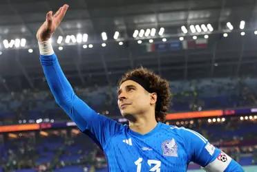 Guillermo Ochoa saved a penalty and had a regular World Cup, now offered $9 million