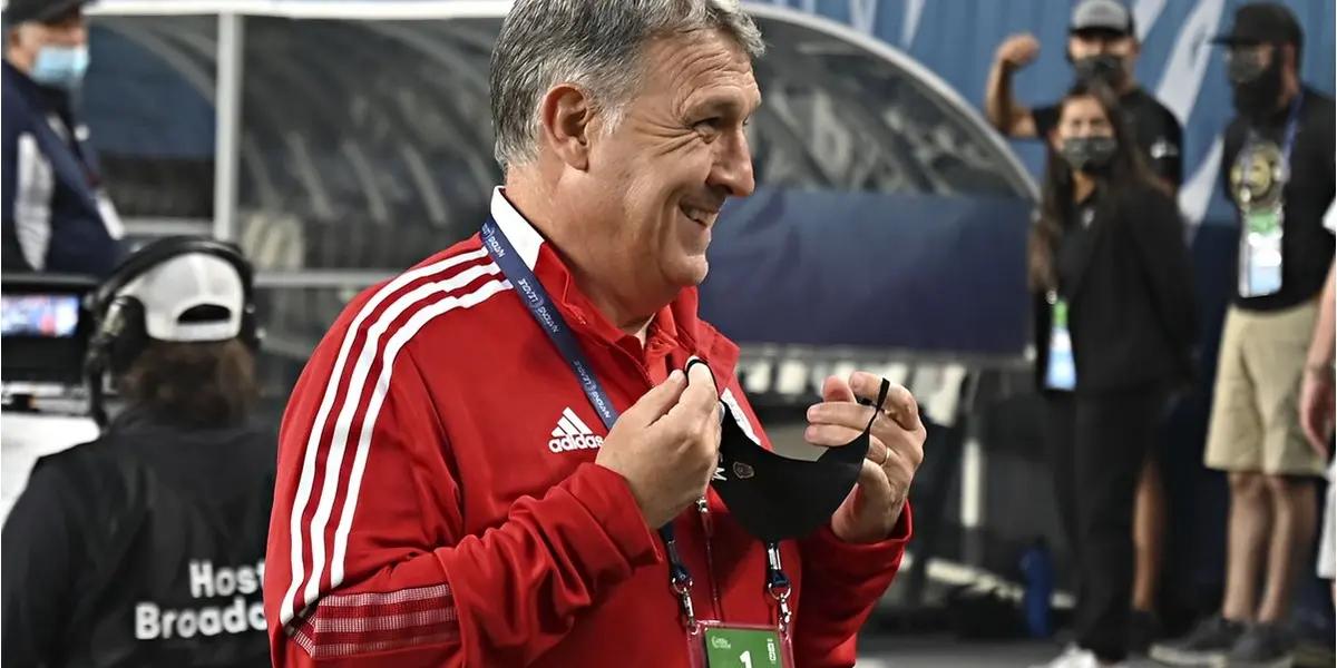 He doesn't have intentions of resigning as El Tri coach.