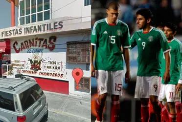 He had a bad moment, all for being part of a party, in which he was one of those who spearheaded the issue of bringing women to the training camp, now he sells carnitas.