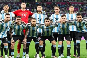 He is not satisfied with his role in the National Team and the few opportunities that Scaloni gives him.