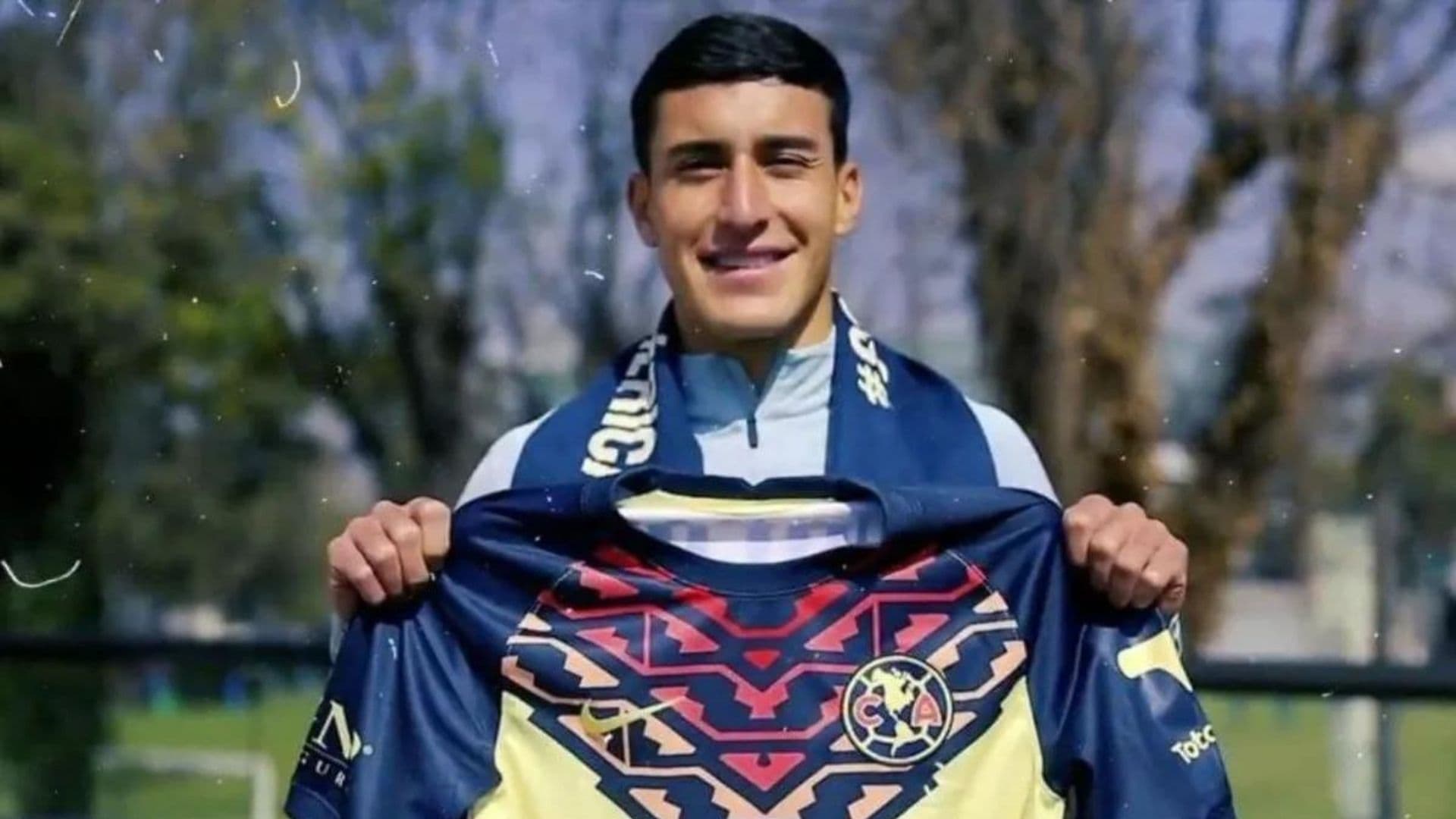 He joined Las Águilas last week out of Necaxa.