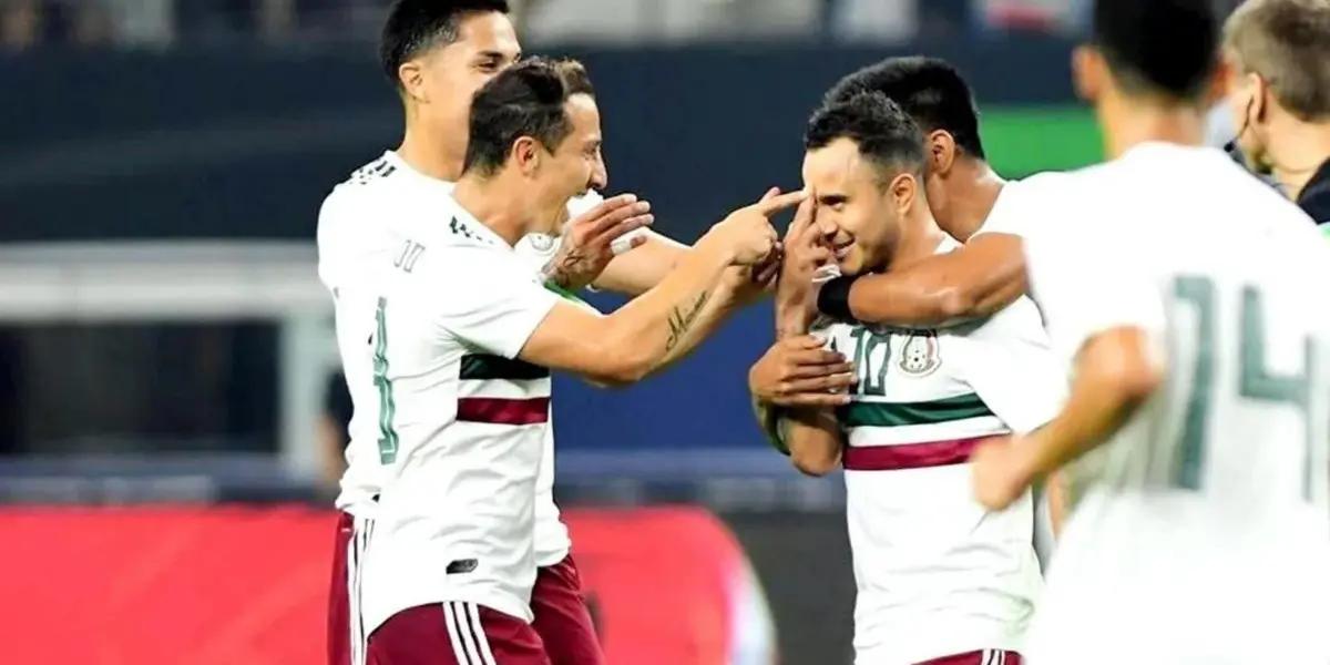 He played a few games with El Tri after the 2014 FIFA World Cup.