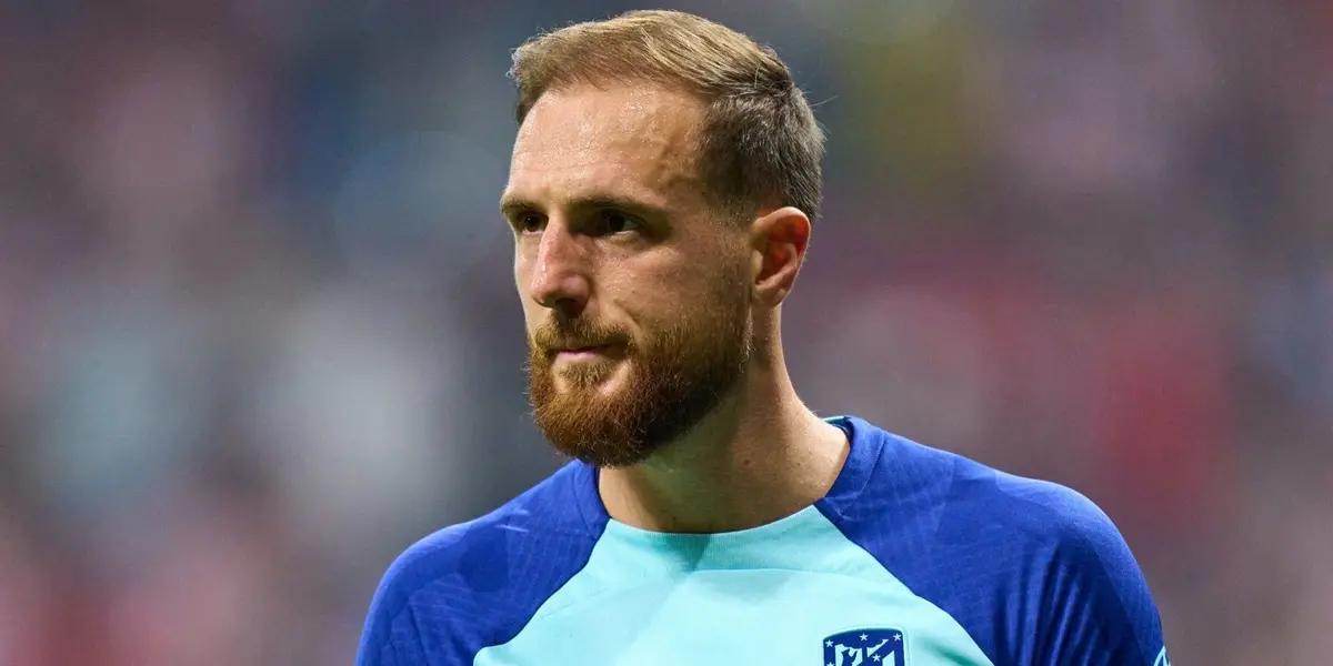 He plays for Atlético de Madrid and his contract is about to expire