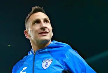 He retired with CF Pachuca in 2018.