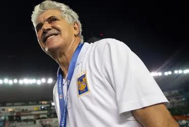 He said that he presented his resignation letter the past season.